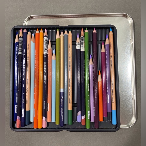 Fifty Prismacolor and some other brands group of Colored Pencils - Picture 3 of 8